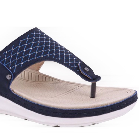 Italina Black Comfort Textured Rhinestone Thong Wedge Padded Slide On Sandals - Picture 4 of 7